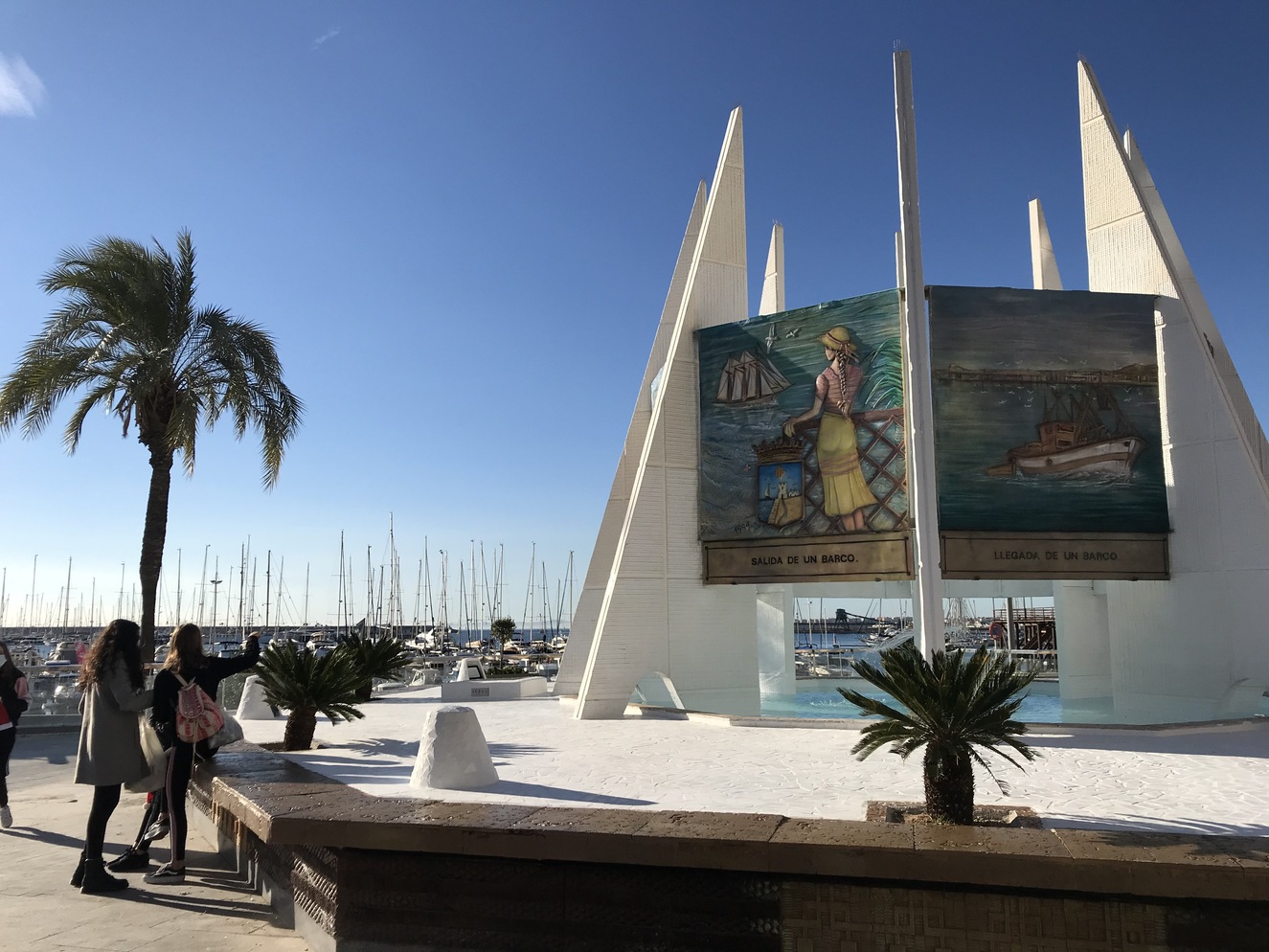 Paseo Vista Alegre Monumento al Coralista