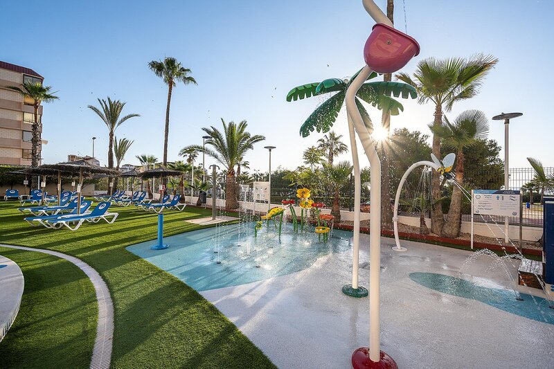 Hotel Playas de Torrevieja piscina